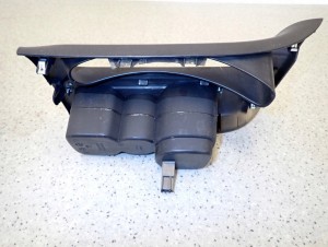 NISSAN PULSAR 14-18 CUPHOLDER SCHOWEK TUNEL 4/5 MINIATURA