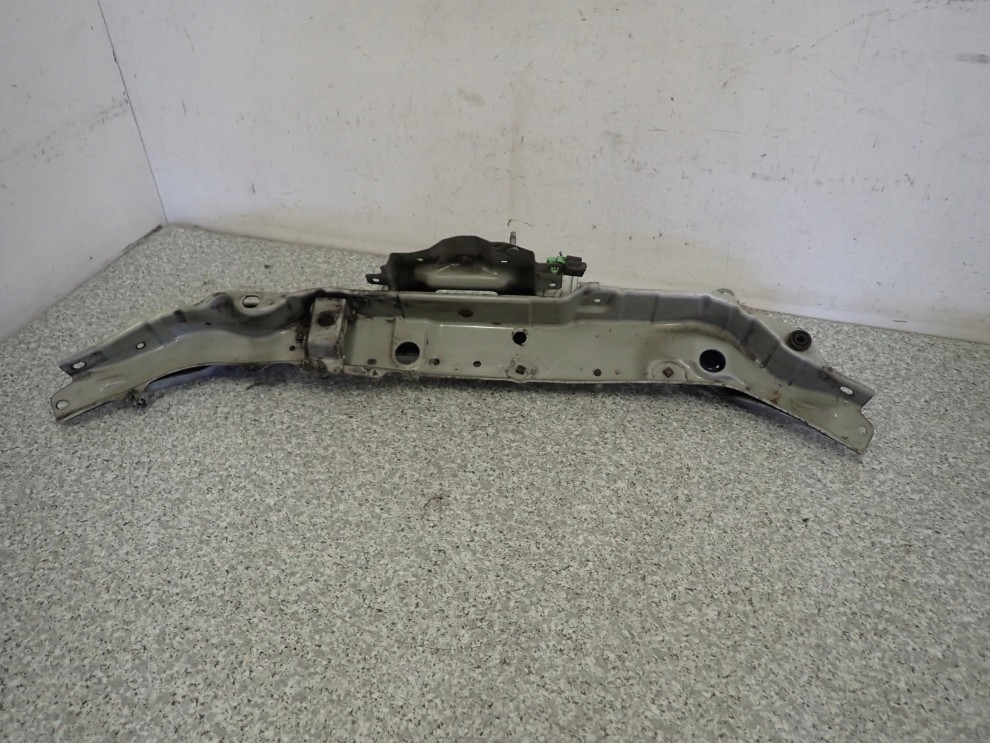 NISSAN NOTE E11 06-11 BELKA GÓRNA PASA PRZEDNIEGO 5/6