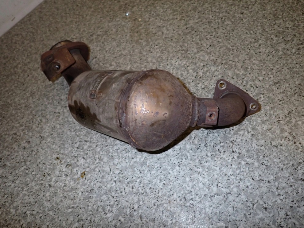 TOYOTA YARIS II 1.4 D4D 06-11 KATALIZATOR 4/6