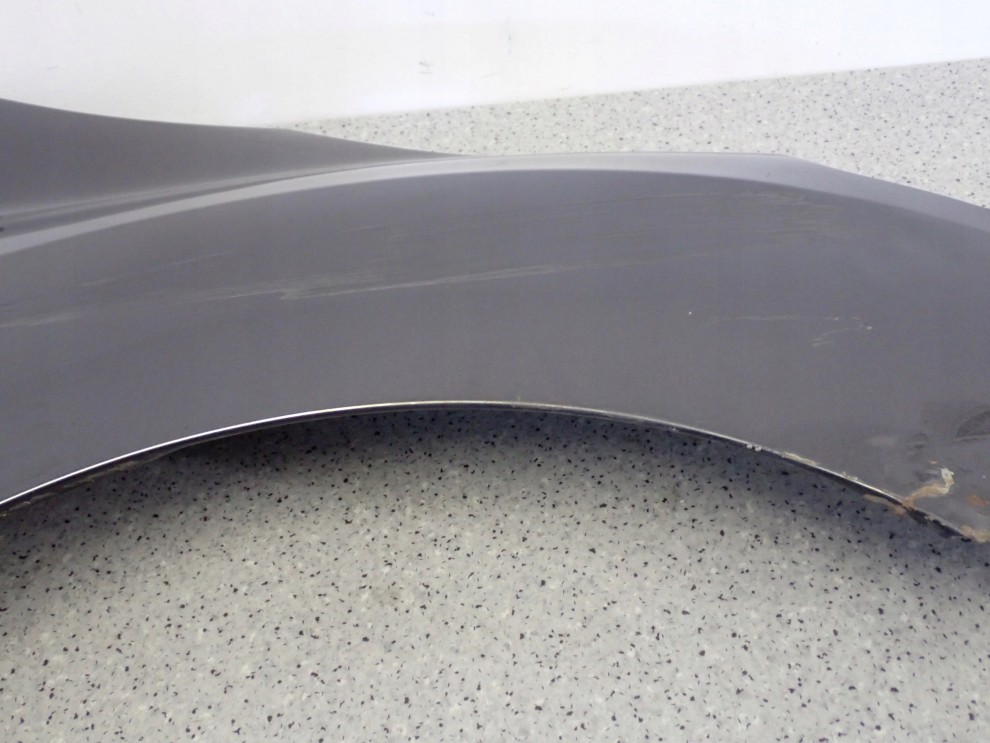 TOYOTA VERSO 09-13 BŁOTNIK PRZEDNI PRAWY 1G3 14/16