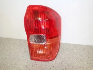 TOYOTA RAV4 RAV 4 II 99-02 LAMPA TYLNA PRAWA 2/6 MINIATURA