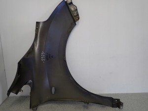 TOYOTA VERSO 09-13 BŁOTNIK PRZEDNI LEWY 1G3 12/14 MINIATURA