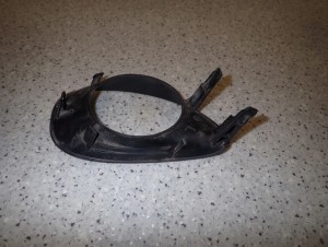 TOYOTA YARIS II 06- KRATKA HALOGENU LEWA 8/8 MINIATURA