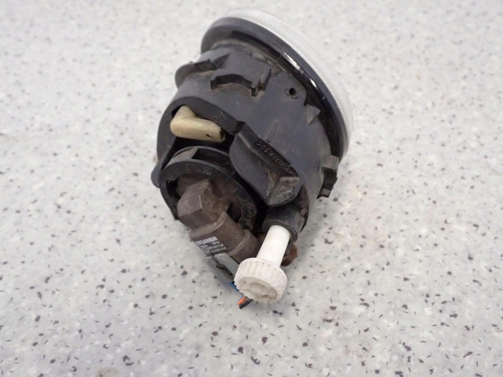 NISSAN ALMERA TINO 00-05 HALOGEN PRZEDNI PRAWY 5/6