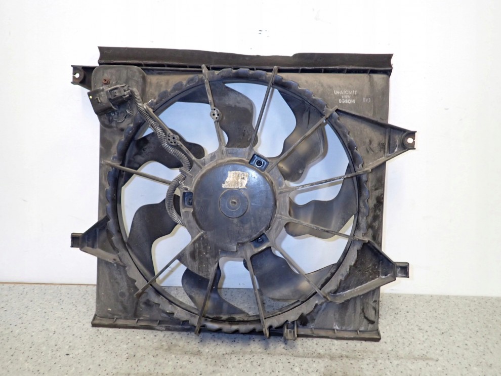 KIA SOUL I 1.6 DIESEL 09- WENTYLATOR CHŁODNICY 1/2