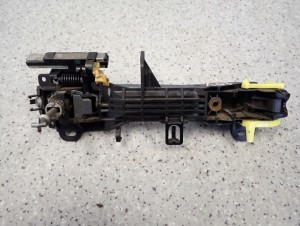 TOYOTA VERSO 09-13 KLAMKA DRZWI PRZEDNIA LEWA 1G3 6/7 MINIATURA