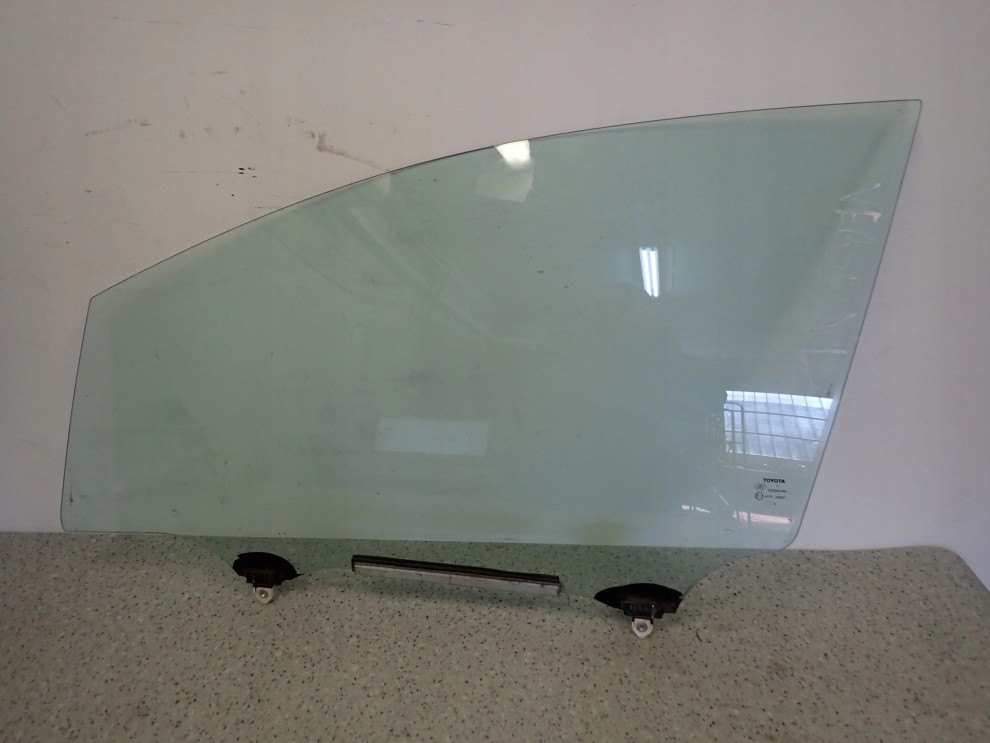 TOYOTA VERSO 09-13 SZYBA PRZEDNIA LEWA 2/4