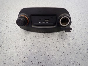 KIA SOUL I 09- ZAPALNICZKA PORT USB AUX 2/7 MINIATURA