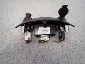 KIA SOUL I 09- ZAPALNICZKA PORT USB AUX 6/7 MINIATURA