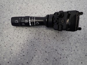 KIA SOUL I 09- PRZEŁĄCZNIK WYCIERACZEK 3/4 MINIATURA