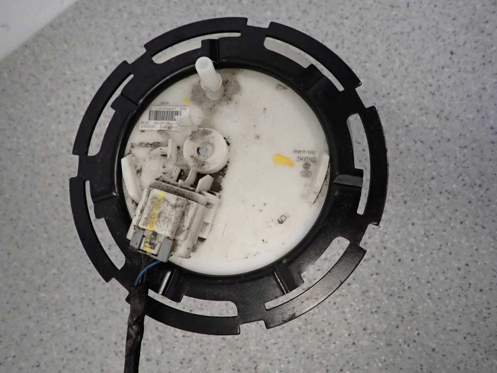 CHEVROLET CRUZE 1.6 BENZ 08- POMPA PALIWA 7/8