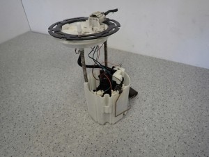 CHEVROLET CRUZE 1.6 BENZ 08- POMPA PALIWA 5/8 MINIATURA