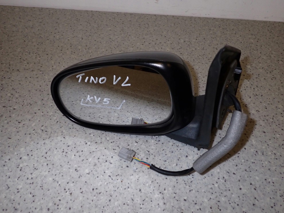 ALMERA TINO 00-06 LUSTERKO LEWE 3 PINY KY5 1/9