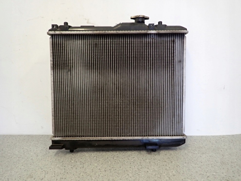 SUZUKI SPLASH 08-14 BENZ CHŁODNICA WODY 1/4