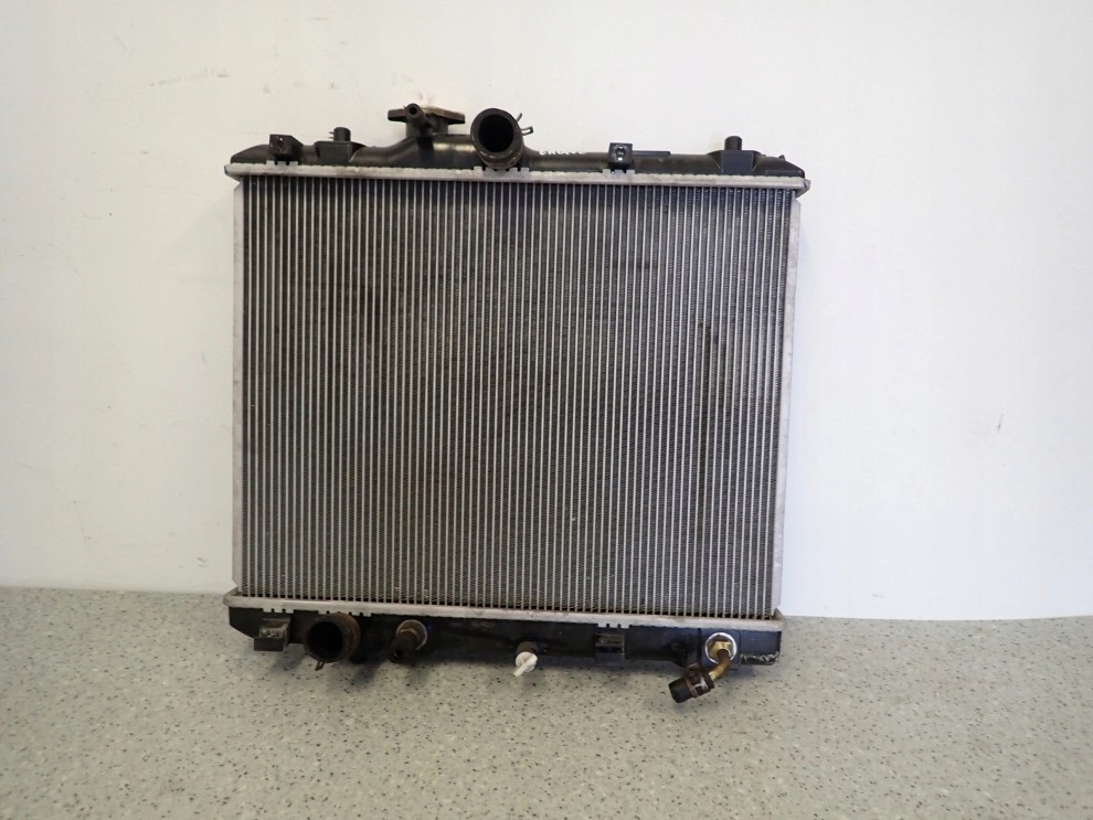 SUZUKI SPLASH 08-14 BENZ CHŁODNICA WODY 3/4