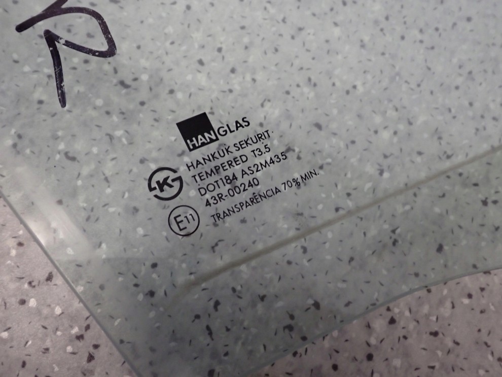 CHEVROLET EPICA 06- SZYBA PRZEDNIA PRAWA 2/2