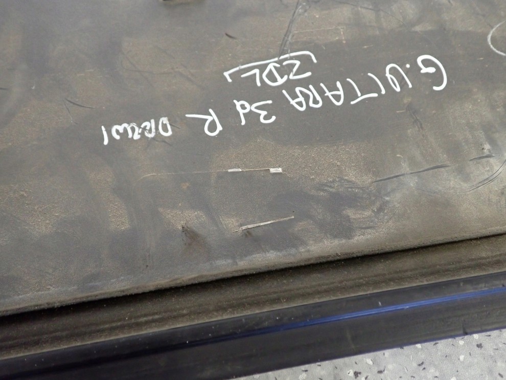 GRAND VITARA II 3d 06- LISTWA DRZWI PRAWA 14/14