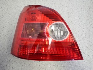 HONDA CIVIC VII 5d 01-03 LAMPA TYLNA LEWA