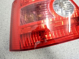 HONDA CIVIC VII 5d 01-03 LAMPA TYLNA LEWA 4/9 MINIATURA