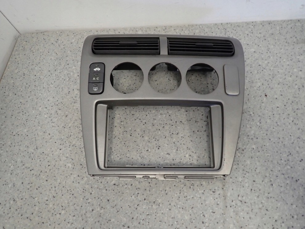 HONDA CIVIC 7 VII GEN 01-05 RAMKA RADIA 4/6