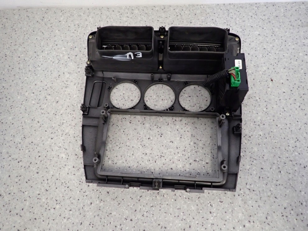 HONDA CIVIC 7 VII GEN 01-05 RAMKA RADIA 6/6