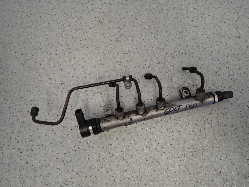 MITSUBISHI COLT CZ3 1.5 DID 04- LISTWA WTRYSKOWA PALIWA Z PRZEWODAMI 2/5