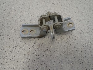 NISSAN MICRA K12 03-10 ZAWIASY DRZWI TYLNE PRAWE KOMPLET 2/5 MINIATURA