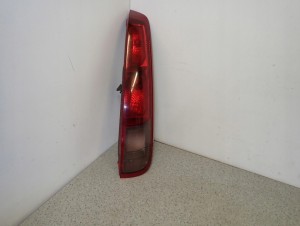 NISSAN XTRAIL T30 01-07 LAMPA TYLNA PRAWA EUROPA 2/10 MINIATURA