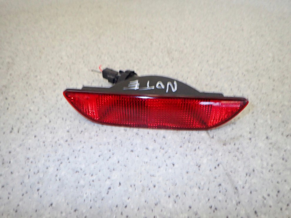 NISSAN NOTE E11 06-09 LAMPA LAMPKA PRZECIWMGIELNA TYŁ 1/6