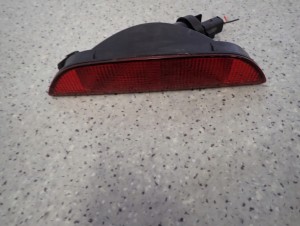 NISSAN NOTE E11 06-09 LAMPA LAMPKA PRZECIWMGIELNA TYŁ 4/6 MINIATURA