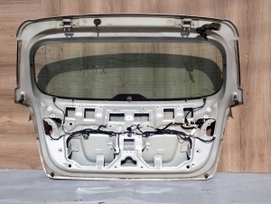 KIA VENGA 09- KLAPA TYLNA SZYBA QU 9/16 MINIATURA