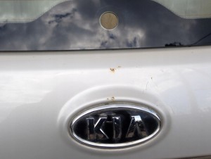 KIA VENGA 09- KLAPA TYLNA SZYBA QU 11/16 MINIATURA