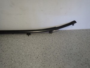 MAZDA 2 08- LISTWA ZGARNIAJĄCA PARAPET TYLNA LEWA 3/7 MINIATURA