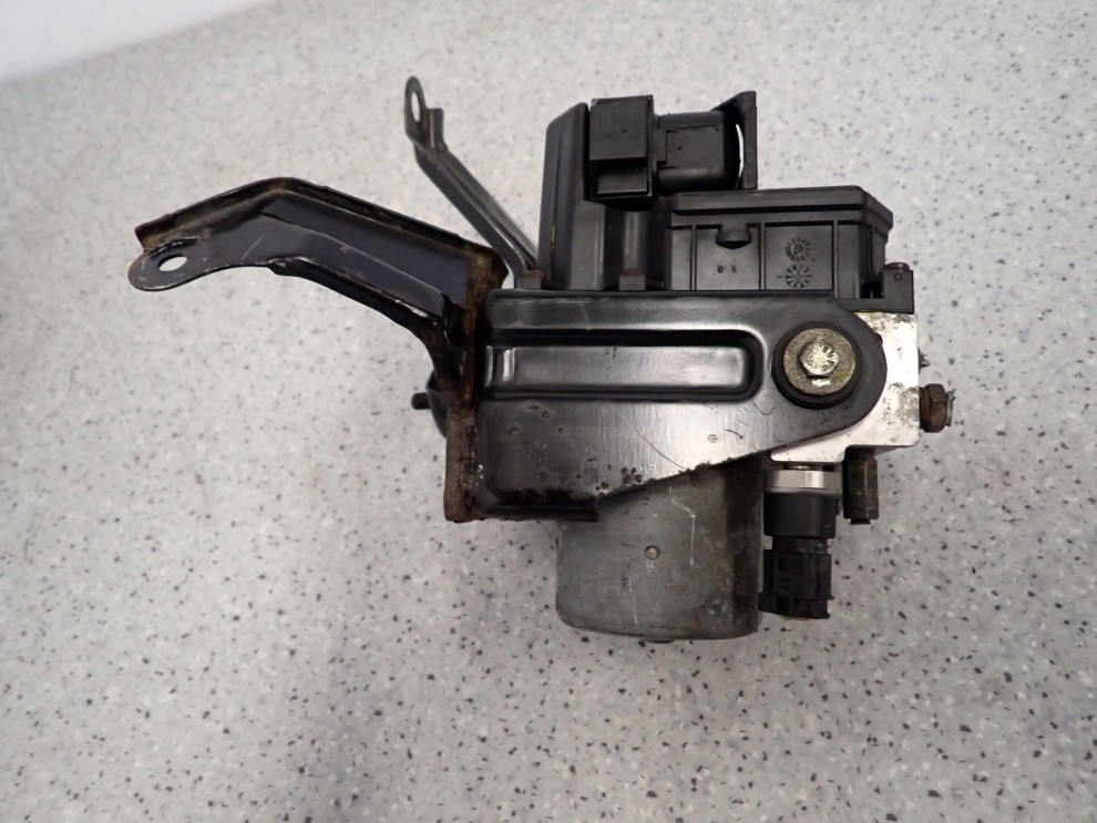 TOYOTA COROLLA VERSO 04-09 2.0 D4D POMPA ABS 89541-0F010 4/6