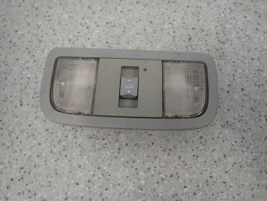 HONDA FRV FR-V 05- LAMPKA OŚWIETLENIA KABINY