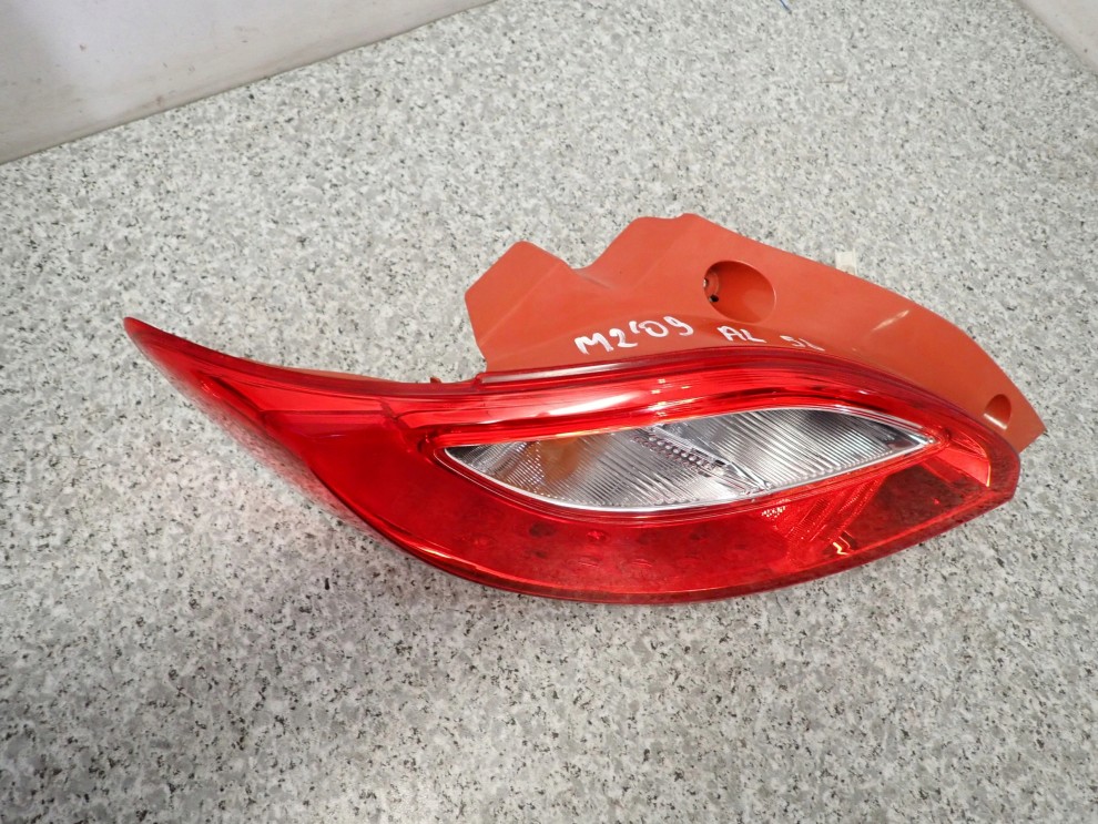 MAZDA2 MAZDA 2 DE 07-10 LAMPA TYLNA LEWA 4/6