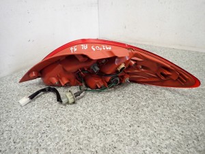 MAZDA2 MAZDA 2 DE 07-10 LAMPA TYLNA LEWA 5/6 MINIATURA