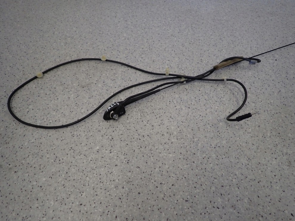 HONDA JAZZ II 02- ANTENA DACHOWA PODSTAWA ANTENY BAT 4/6