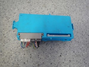 MITSUBISHI LANCER VII 2.0i 04-07 PUSZKA ELEKTRYCZNA 5/5 MINIATURA