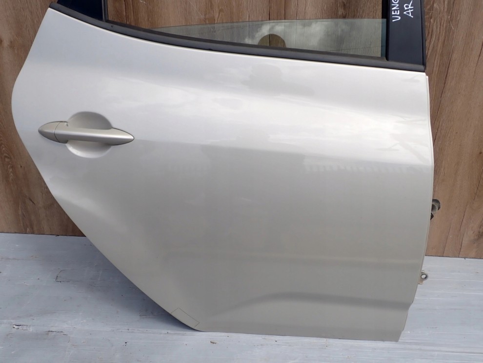 KIA VENGA 09- DRZWI TYLNE PRAWE QU 3/13