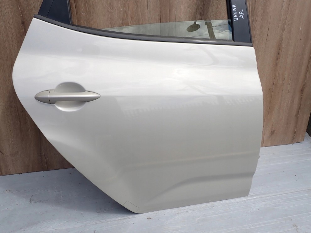 KIA VENGA 09- DRZWI TYLNE PRAWE QU 4/13