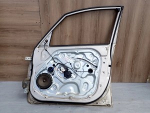 KIA VENGA 09- DRZWI PRZEDNIE PRAWE QU 8/9 MINIATURA