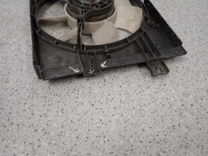 NISSAN MICRA K11 BENZYNA WENTYLATOR CHŁODNICY 3/6 MINIATURA