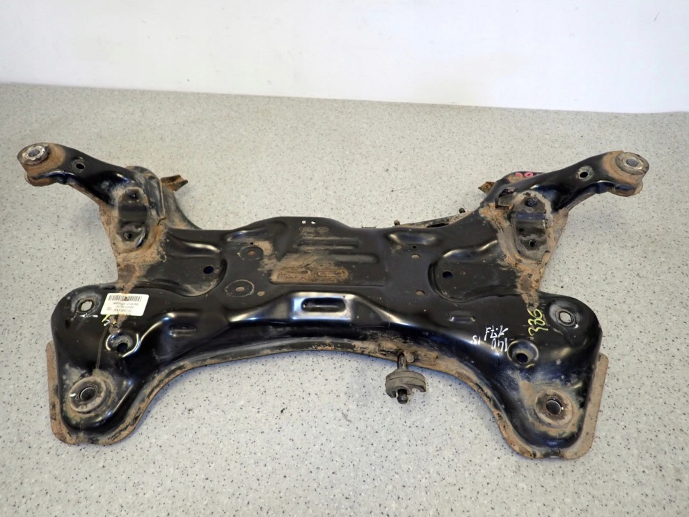 HYUNDAI i40 1.7 CRDI 11- SANKI BELKA ZAWIESZENIA PRZEDNIEGO 2/6