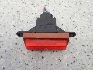 HONDA FR-V FRV PRZEŁĄCZNIK ŚWIATEŁ AWARYJNYCH 3/4 MINIATURA