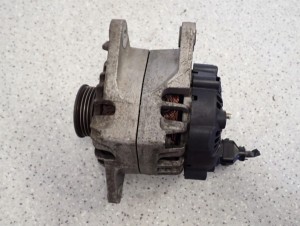 HYUNDAI MATRIX 02- 1.6 BENZYNA ALTERNATOR 4/7 MINIATURA