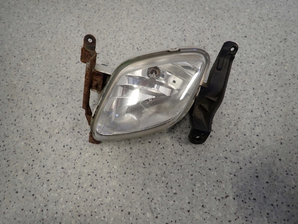 KIA VENGA 09- HALOGEN PRZEDNI PRAWY 4/6