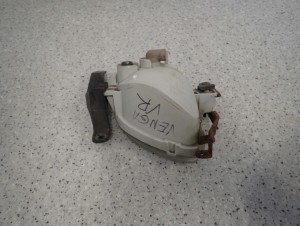 KIA VENGA 09- HALOGEN PRZEDNI PRAWY 5/6 MINIATURA