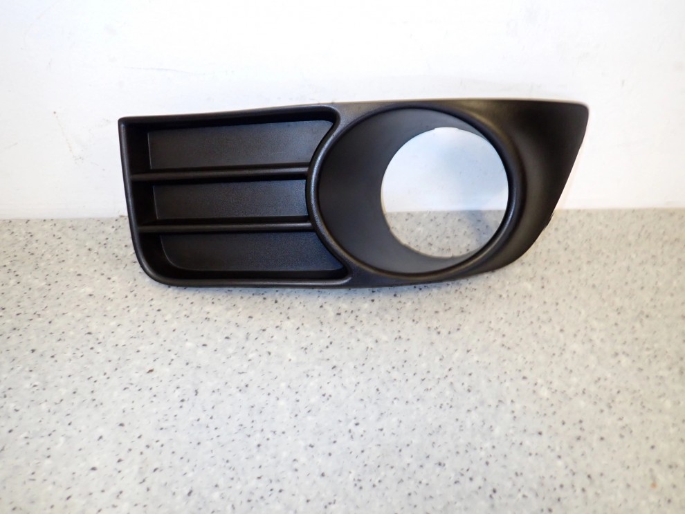 SUZUKI SX4 06-09 KRATKA HALOGENU PRZEDNIA LEWA 1/5