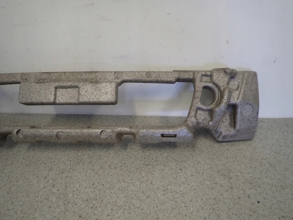 KIA SOUL I 09- ABSORBER ZDERZAKA PRZEDNIEGO 2/6